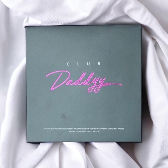 🎄SALE! Artist Couture Club Daddyy Static Eyeshadow Pressed Pigment Palette - Picture 2 of 4